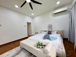 Cluny Road (D10), Detached #577230641